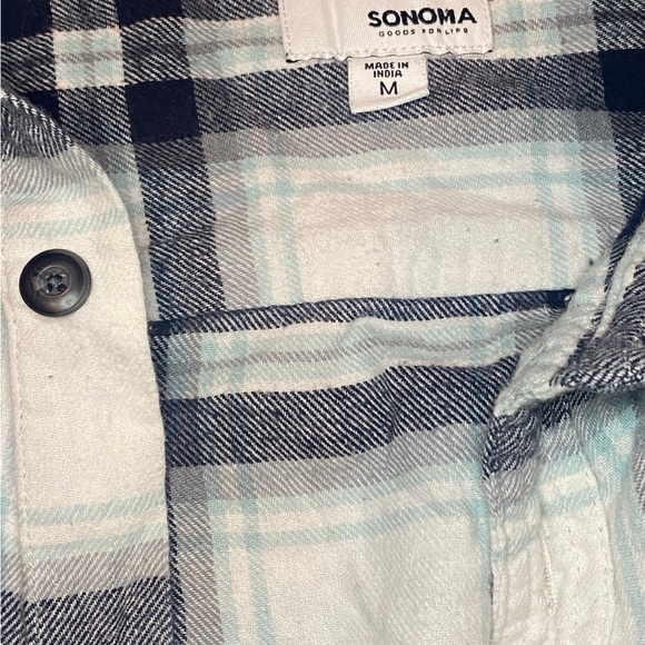 Sonoma Women’s Blue & White Plaid Flannel Shirt - Picture 3 of 5